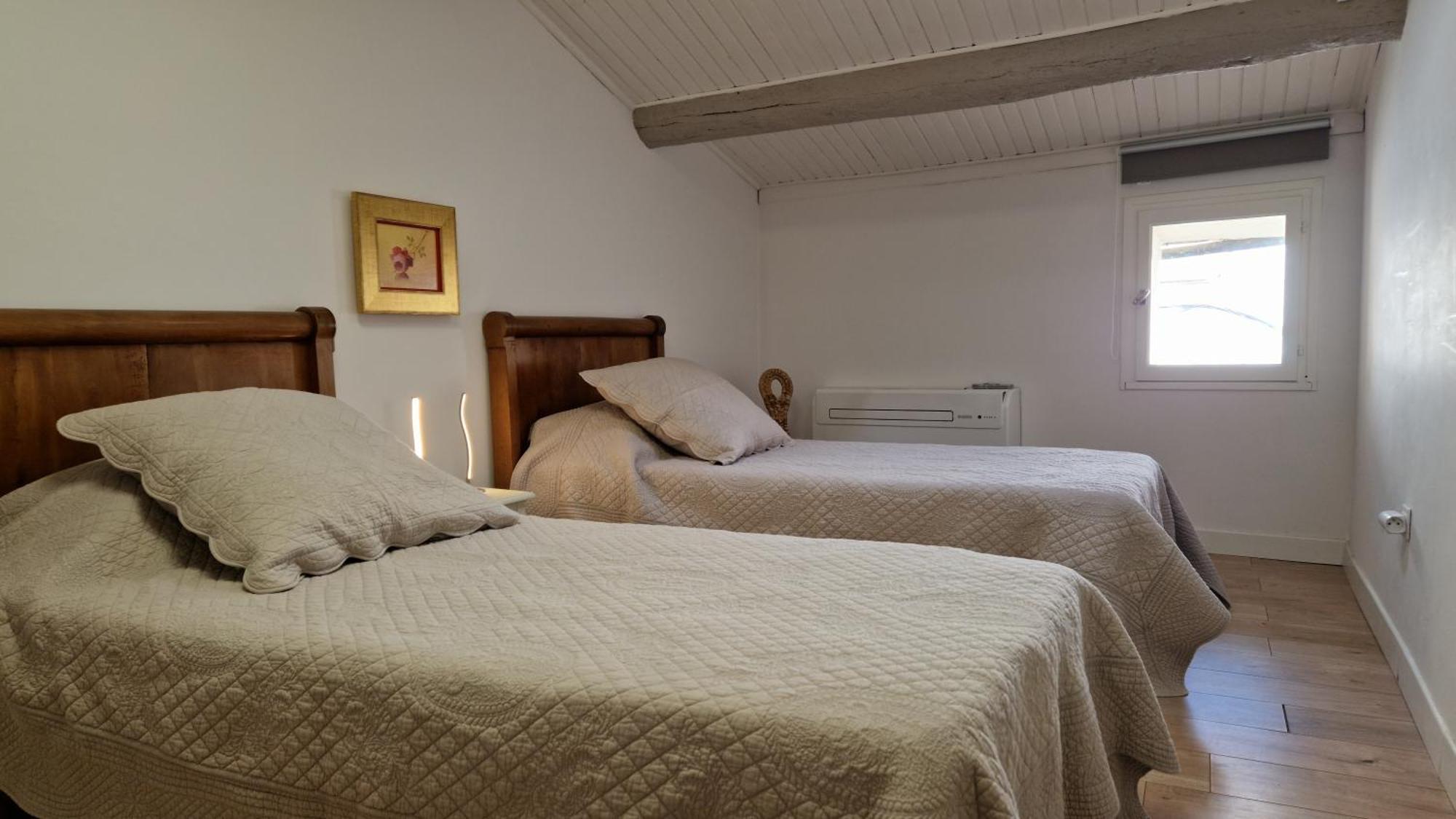 Art, Sailing, Fishing, Beach ... Serignan! Exterior photo